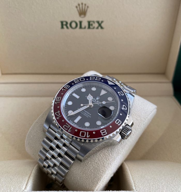 Rolex GMT Master II 126710BLRO - Image 2